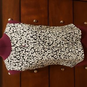 Calvin Klein Keyhole Detail Sleeveless Blouse Black & White Animal Print Size XS